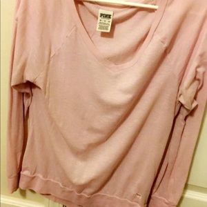 Size XS, light pink long sleeve vneck